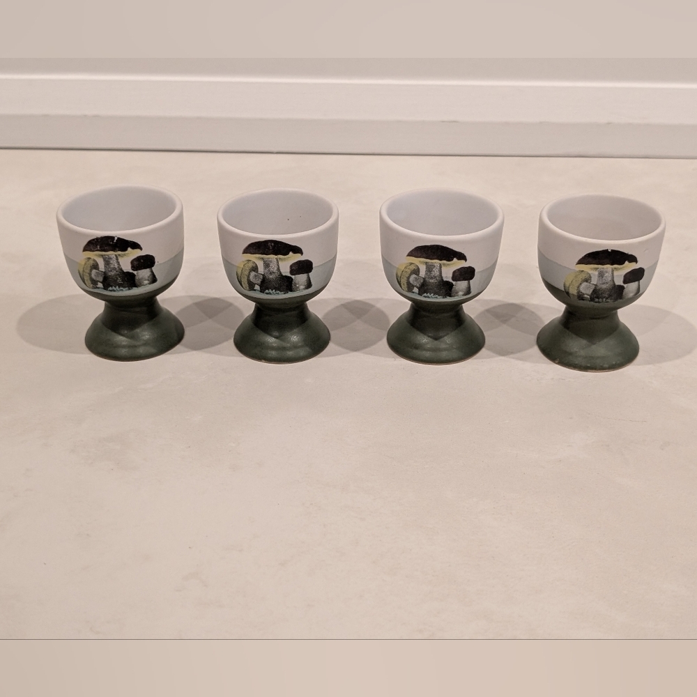 Hardboiled Ceramic Egg Cup with Pedstal Set of Four Mushroom Style Vintage
